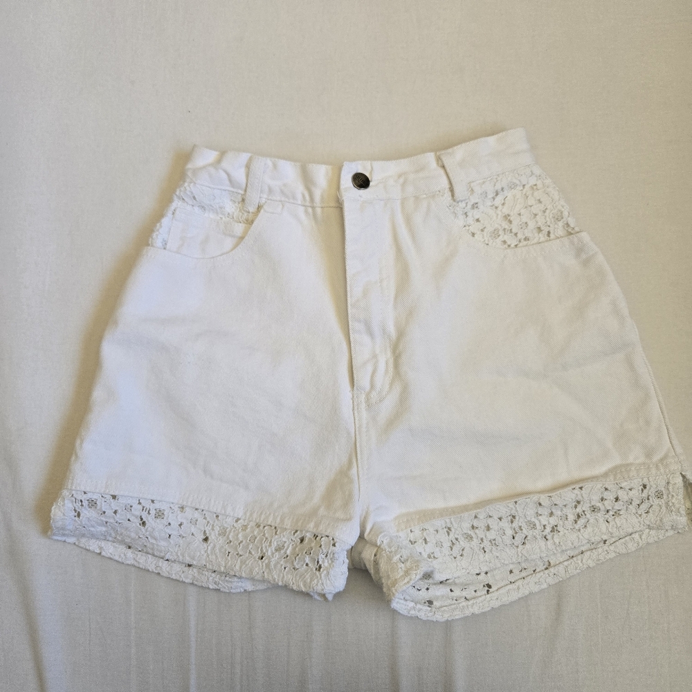 Vintage Stefano White Jean Shorts High Rise Lace Inserts White Denim 90s Y2Y 10